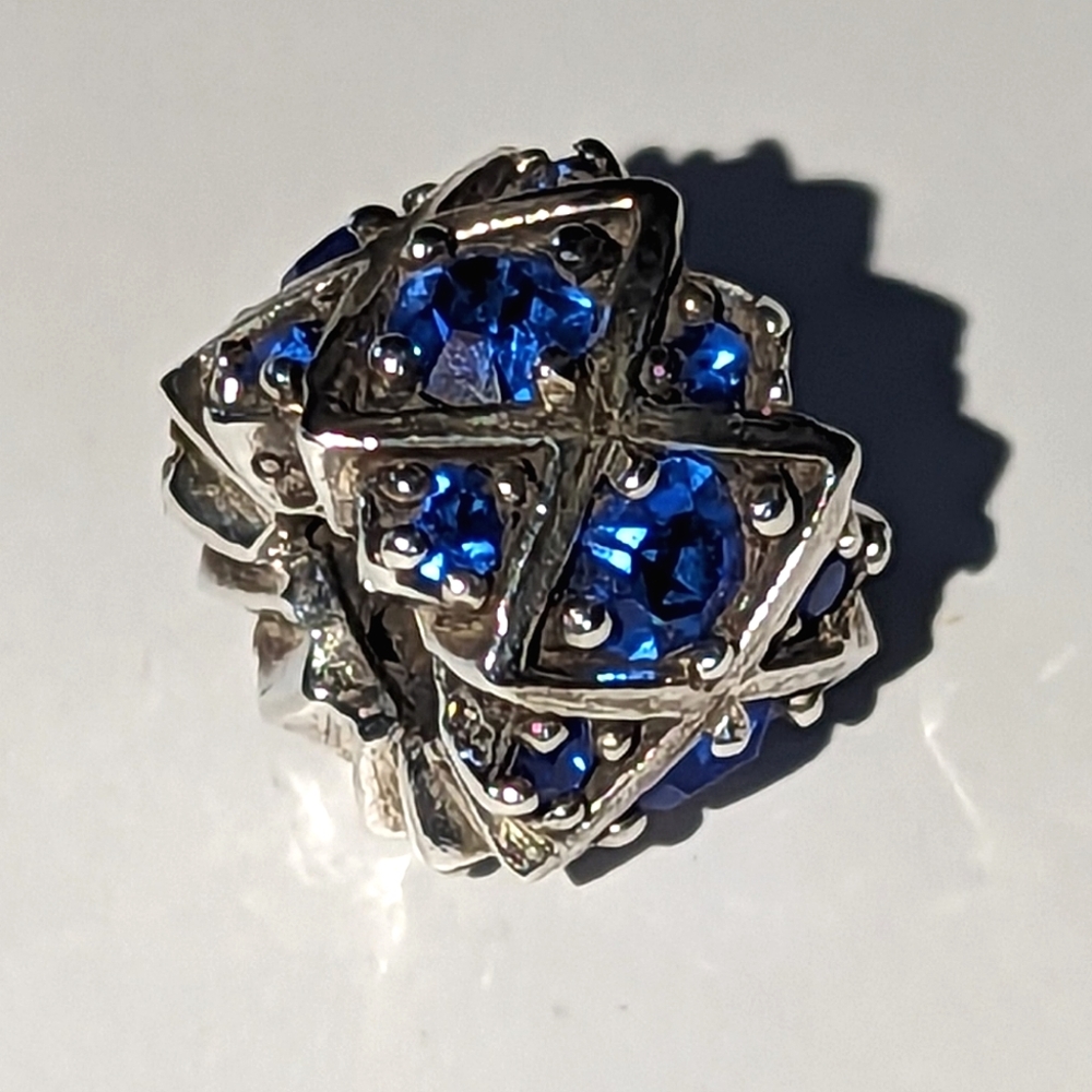 Chamilia Blue Shimmering Stones Sterling Silver & Swarovski Charm